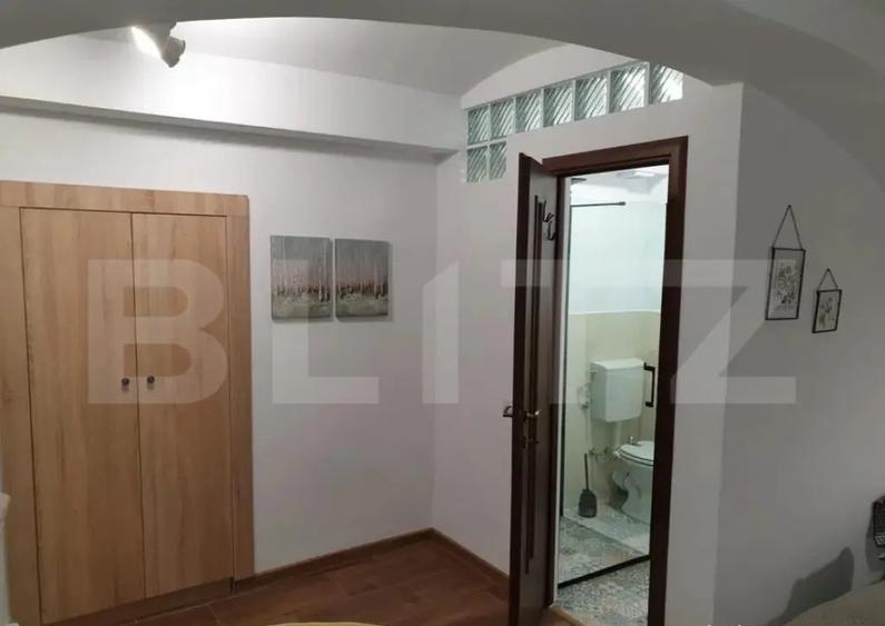 Studio cochet ultracentral - centrul istoric - mobilat ?i u - 8