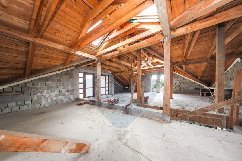 CASA LA ROSU | TOMIS 21 | 325MP | 346MP CURTE | 470 TEREN |ACCES AUTO - 17