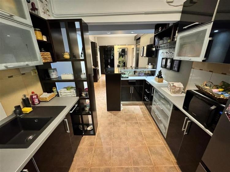 Apartament 3 camere, Primarie - Piata Unirii etaj 1, mobilat si utilat - 1