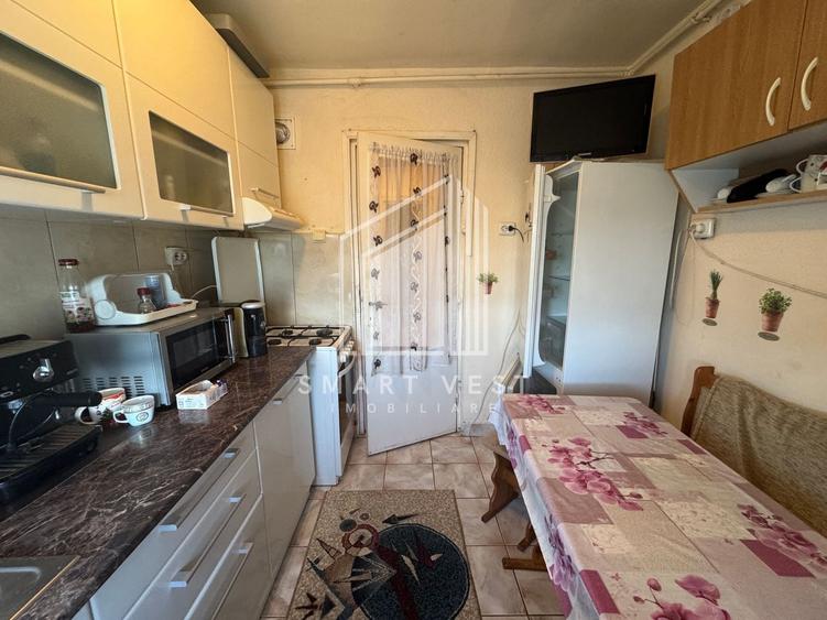 Apartament cu 2 camere decomandat, mobilat în Botizului