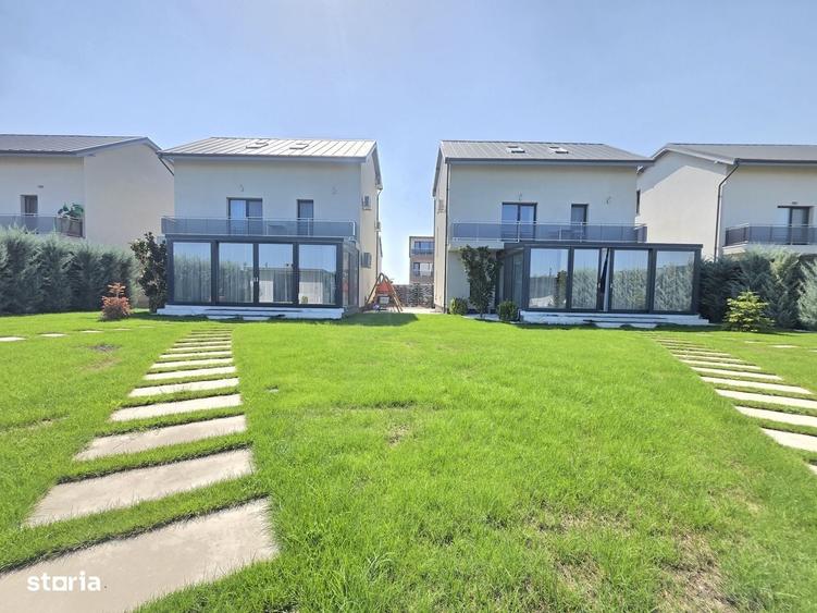 Casă cu 4 camere cu Teren 1200 Mp în Central