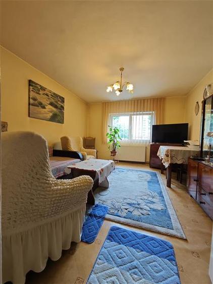 Vanzare apartament 4 camere, decomandat, zona Faget - 1