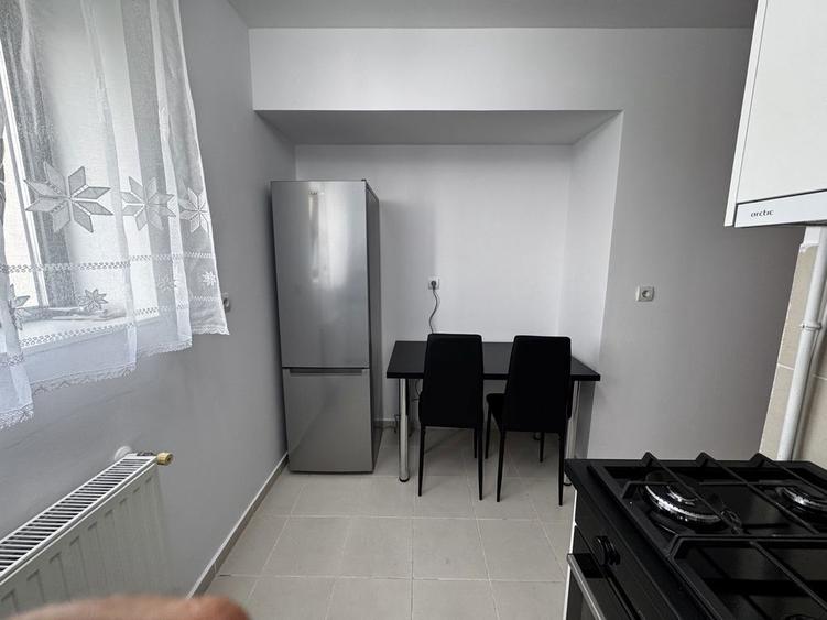 De inchiriat apartamnet 2 camere, 2 bai, langa mall, terasa - 6