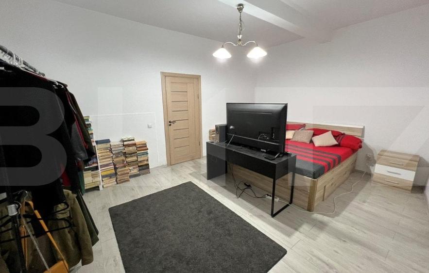 Apartament 2 camere, 65 mp, 2 boxe, parcare, zona Pietei Mihai Viteazul - 1