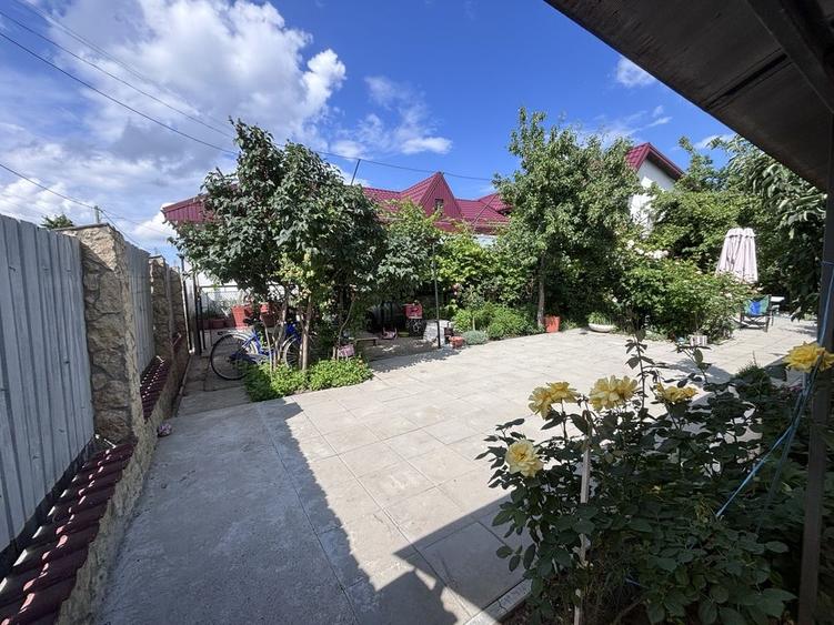 Casă cu 4 camere cu Teren 1050 Mp în Odaia Manolache