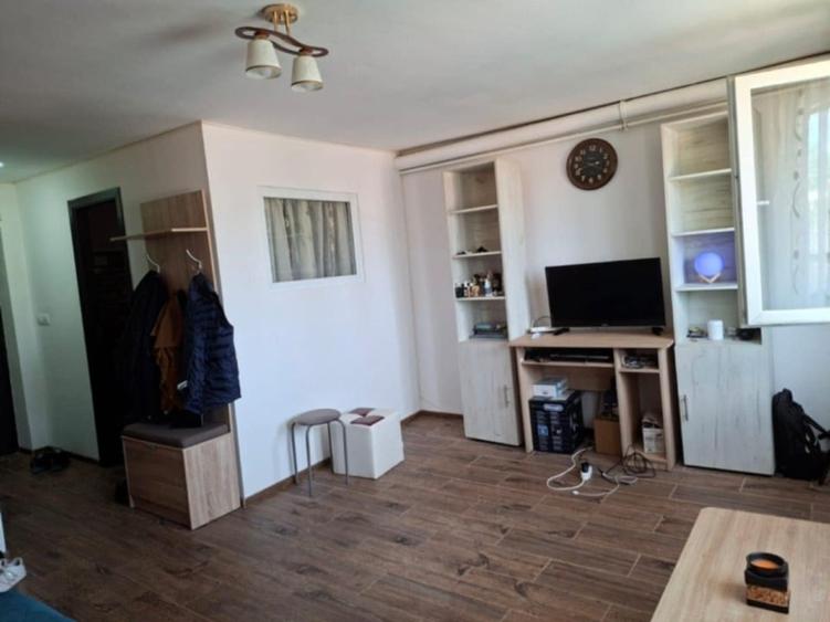 VAND GARSONIERA CONFORT 1 DECOMANDAT - 2