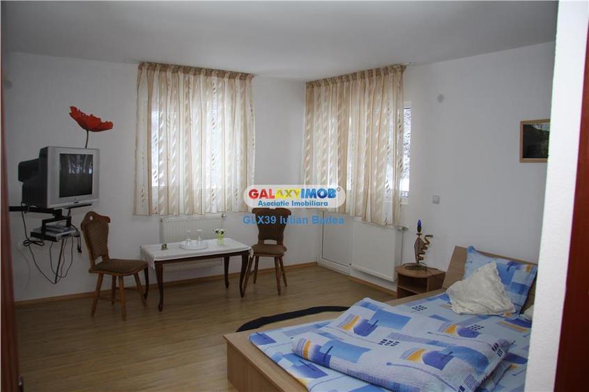 Pensiune de vanzare zona Voineasa - jud. Valcea - 6