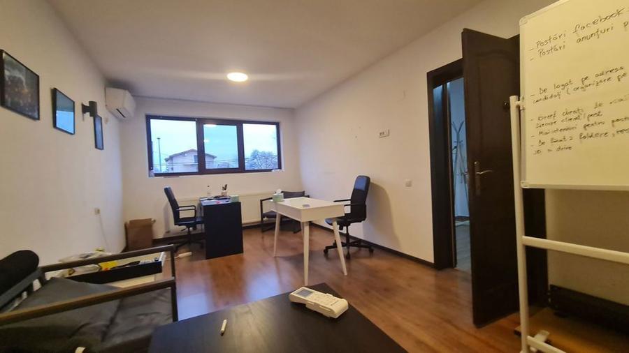 Vila spatioasa zona Megaimage Tunari - 8