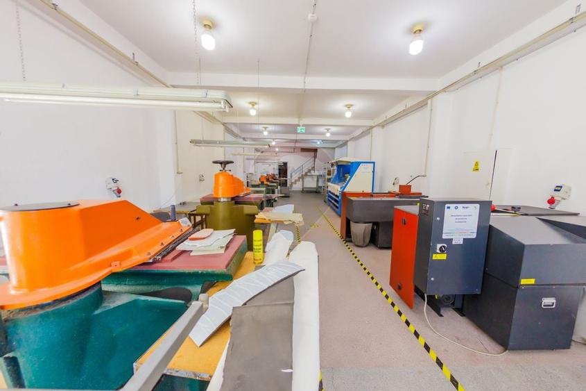 HALA  VANZARE de 1100mp in Baia Mare - 12