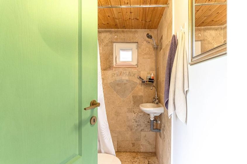 Refugiu pentru familie sau investitie intr-un business cu suflet - 25