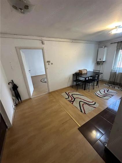 Decomandat centrala proprie Bucovina - 1