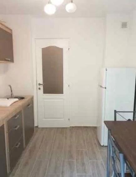 Inchiriez apartament 2 camerele ,Mazepa 2 etaj 1 - 2