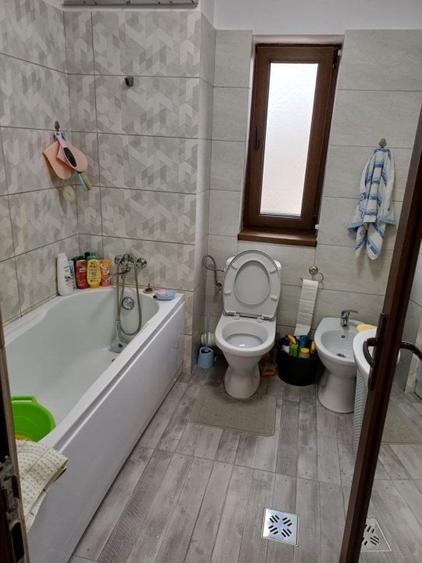 Apartament cu 2 camere, zona Cug - 10