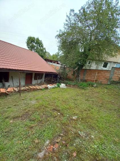 De vanzare casa batraneasca cu teren generos in Poiana Golului Re?i?a - 4