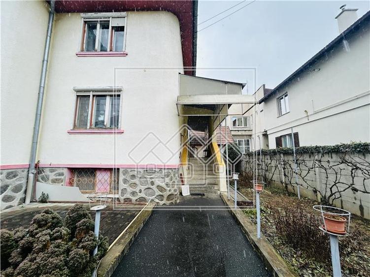 Casa de vanzare in Sibiu - individuala - teren 992 mp - C. Dumbravii - 1
