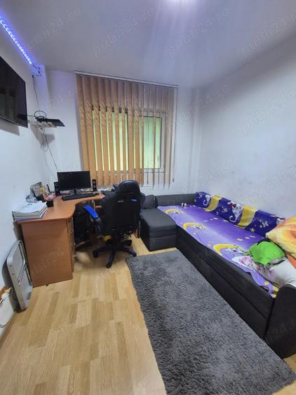 Vand apartament trei camere ,zona Aparatori Patriei!! - 3