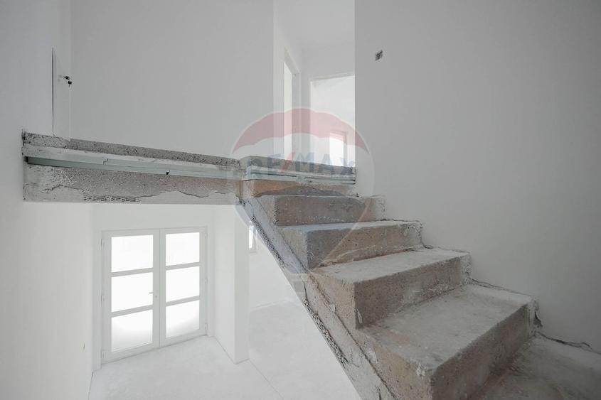 Casa noua cu 3 Dormitoare, de Vanzare, zona Iosia - 20