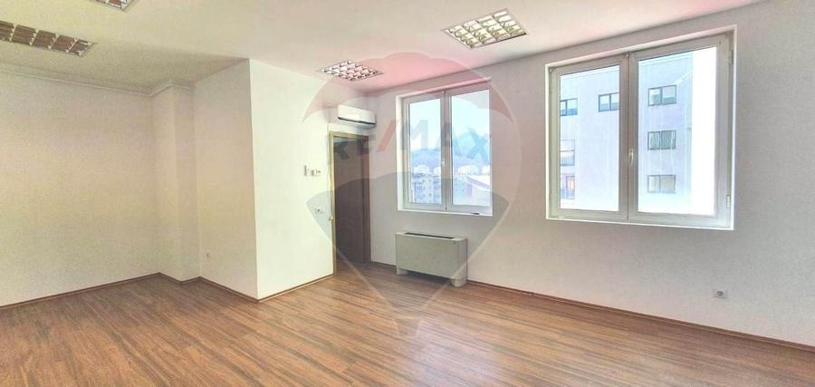 Birou de inchiriat in Brasov zona centrala in cladire de birouri - 1