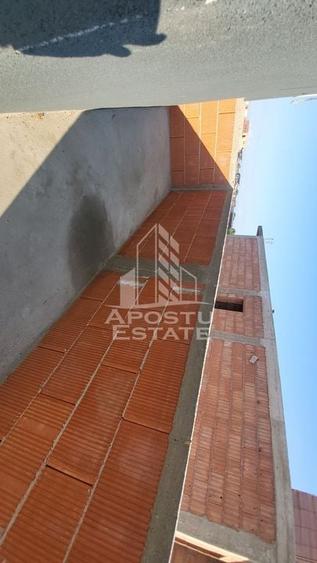 Duplex la cheie,4 camere Giarmata Mare - 9