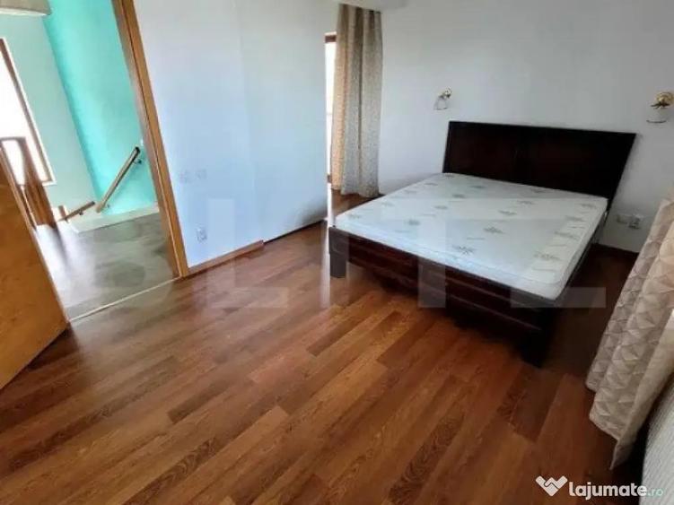 Casa indiaviduala cu 4 camere, 300 mp, curte 1000 mp, gara - 6