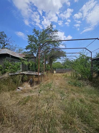 Gospodarie cu 2 case Comuna Trivale Mosteni, sat , la 30 km de Alexandria, jude?ul Teleorman 20 000 - 1