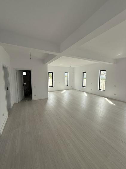 Casa de vanzare la cheie - 1