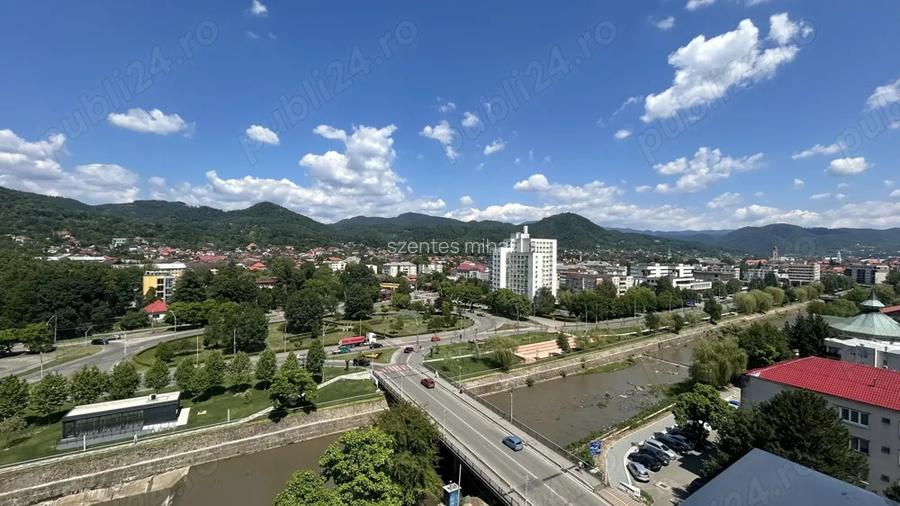 Inchiriez apartament 2 camere ultracentral Inchiriez apartament 2 camere ultracentral