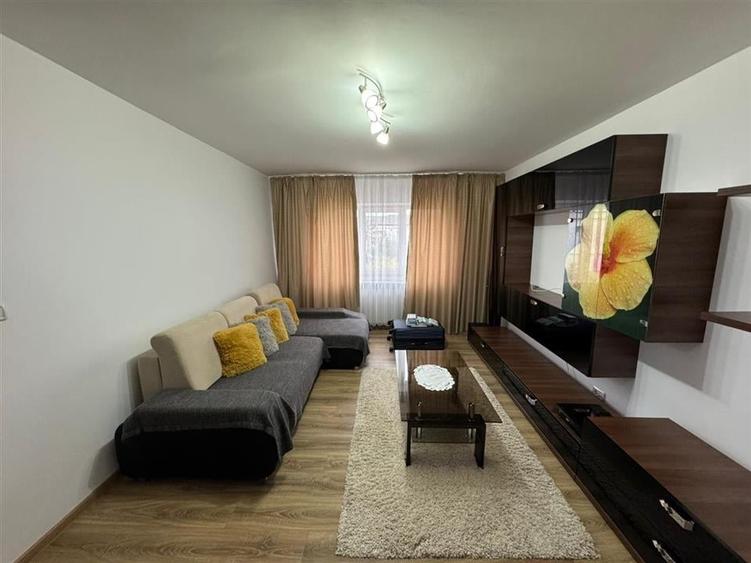 Ap 3 cam, 2 bai, parcare proprie, renovat, ultracentral - Piata Moldovei - 2