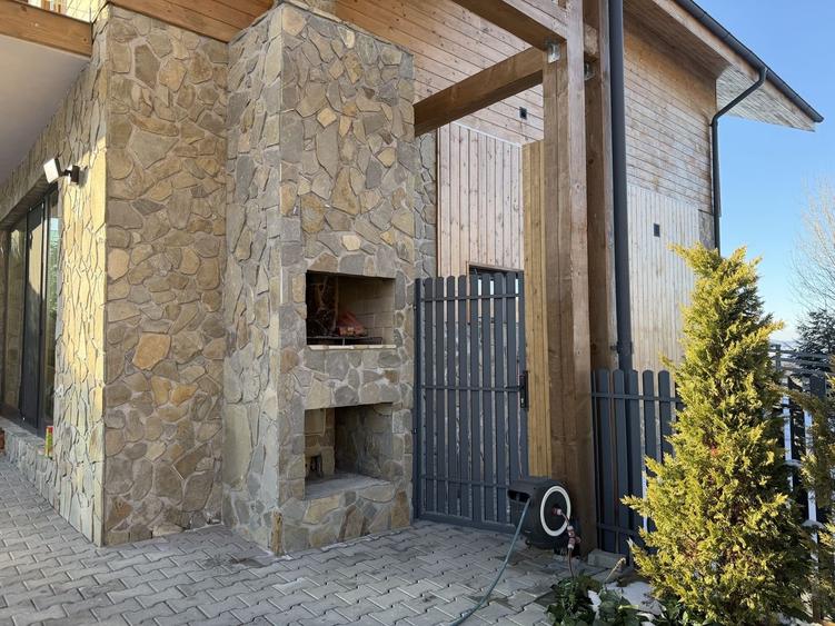 Casă de vacanță modernă într-un cadru natural deosebit – Râșnov - 11