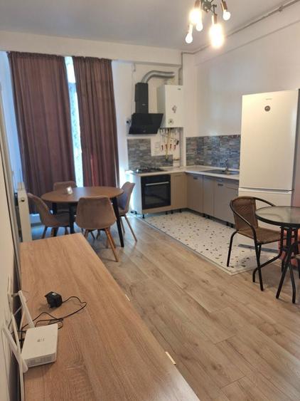 Inchiriez apartament cu 2 camere - 4
