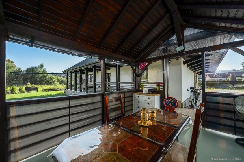 Casa de vacanta sau locuinta - 5 camere, 5 bai, 1300mp, langa Gura Humorului - 44