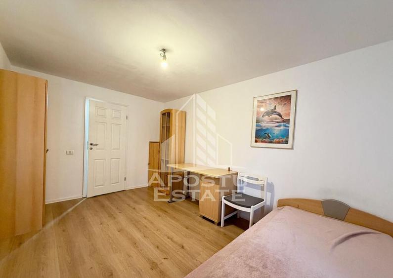 Jumatate de Duplex, 5 camere, 4 bai, PetFriendly, curte, ... - 15