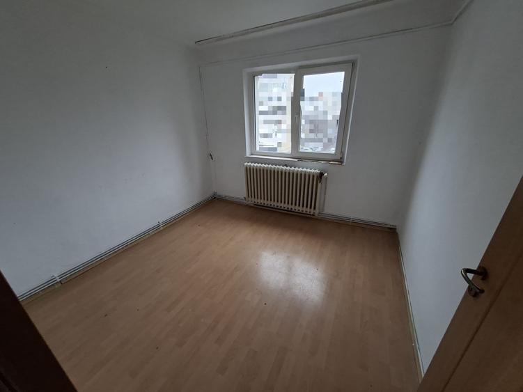 Apartament cu 2 camere, zona Canta - 4