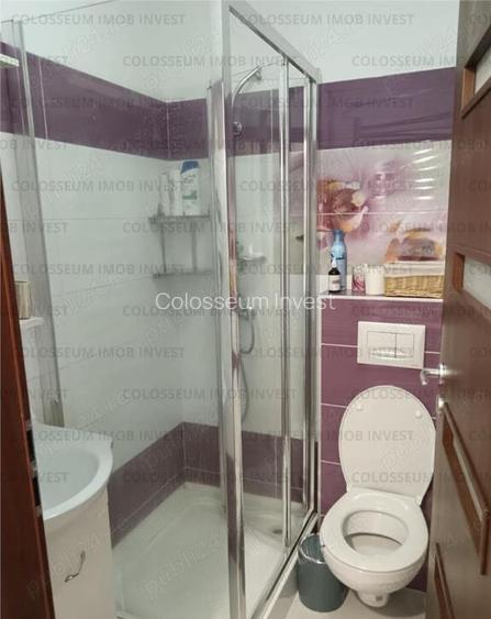 Apartament cu 3 camere , decomandat - zona Ghimbav