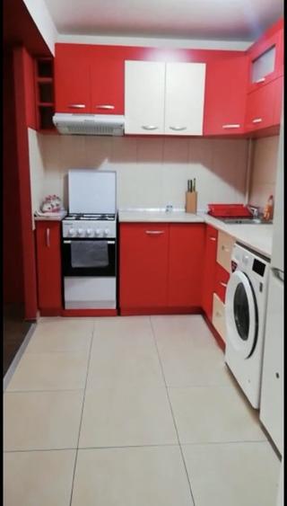 Apartament cu 2 camere decomandat în Vitan