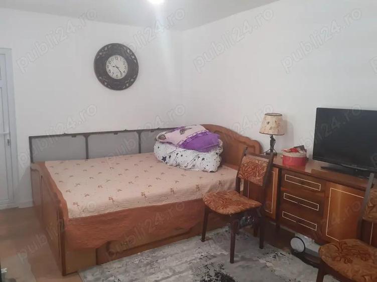 Vanzare Casa din boltari si caramida, mobilata si utilata, aproape str.Hipodrom cu str. Albinei. - 1