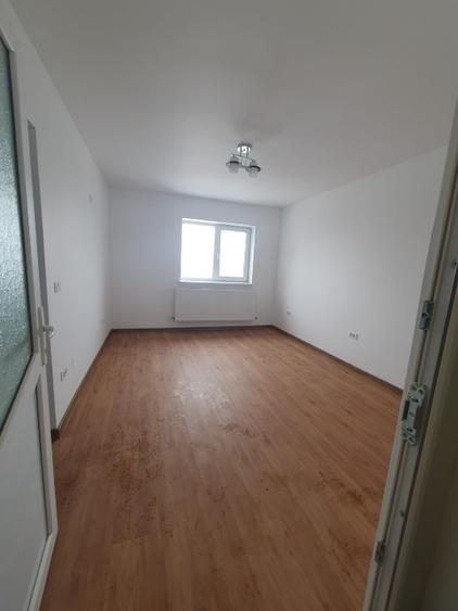 Garsoniera et2 renovata complet de inchiriat Dorohoi - 2