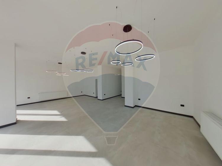 Spatiu comercial de 102mp de inchiriat in Sighetu Marmatiei - 1