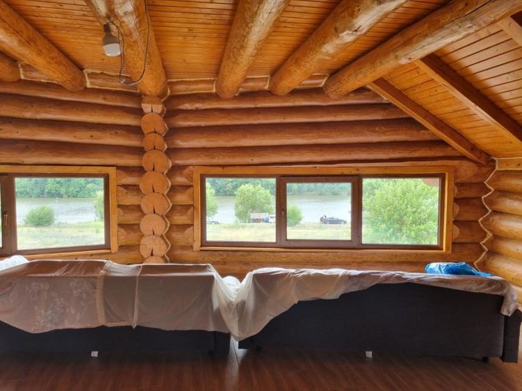 Casa modernizată în 2024 din bușteni de brad - 12