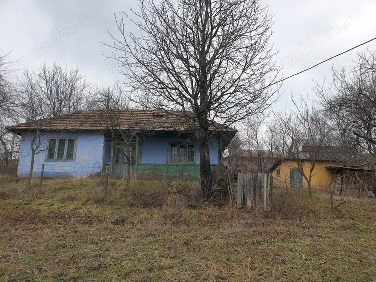 Casa batraneasca de vanzare - 9
