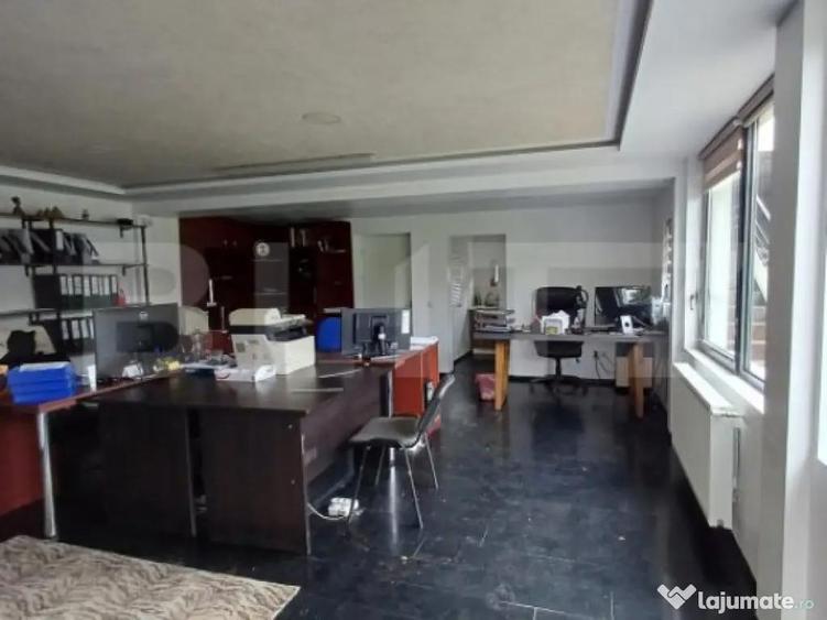 Casa cu spatiu comercial, in zona Poiana - 4