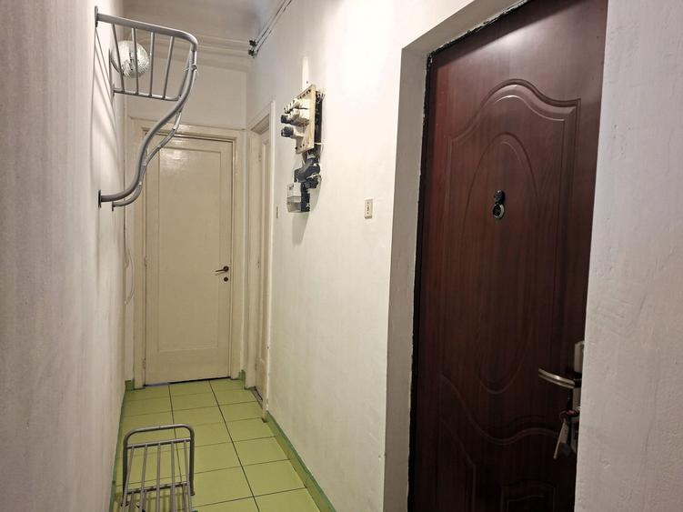 Apartament cu 3 camere in vila interbelica, de renovat - comision 0%! - 17