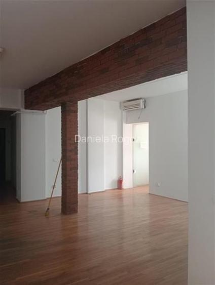 Spatiu comercial Vitan Mall