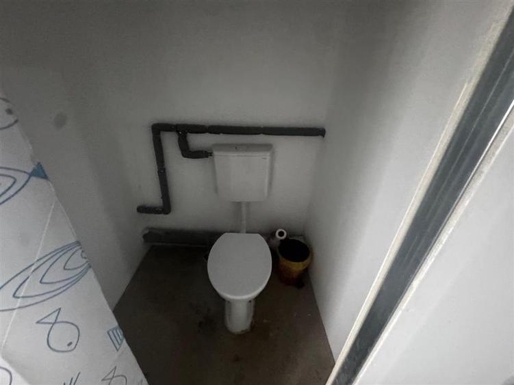 Hala de 400 mp si 100 mp birouri in Ploiesti, zona Mihai Bravu . - 7