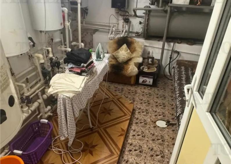 Apartament 3 camere plus curte proprie Eforie Nord - 1