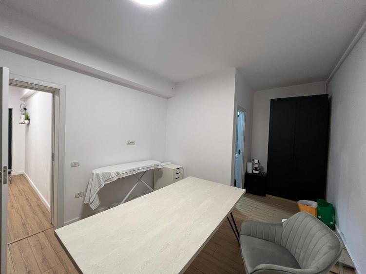 Spatiu de birouri/ pretabil cabinet medical - BD MAMAIA - 6