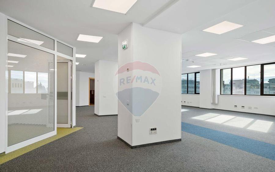 Spa?iu de birouri in cladirea Unimed - 16