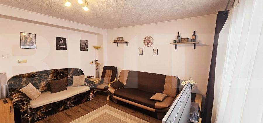 Apartament de vanzare, 2 camere, str. Crangului - 2