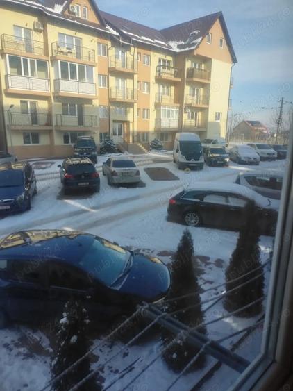 Garsonieră decomandată în Ipotești