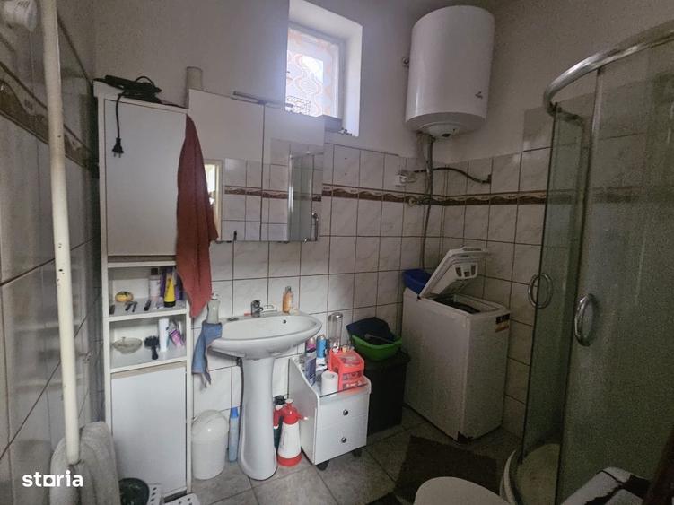 Casă cu 3 camere în Borș